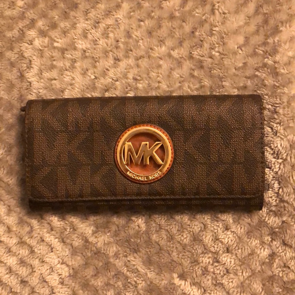 Michael Kors Wallet (open to offers)
